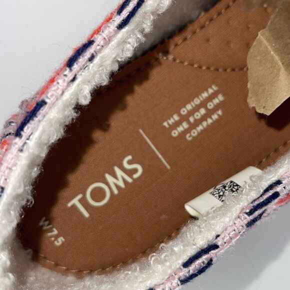 TOMS‎ Womens Alpargatas Chevron Redondo Faux Shearling Flats Pink Blue 7.5 NWOT - Picture 7 of 8